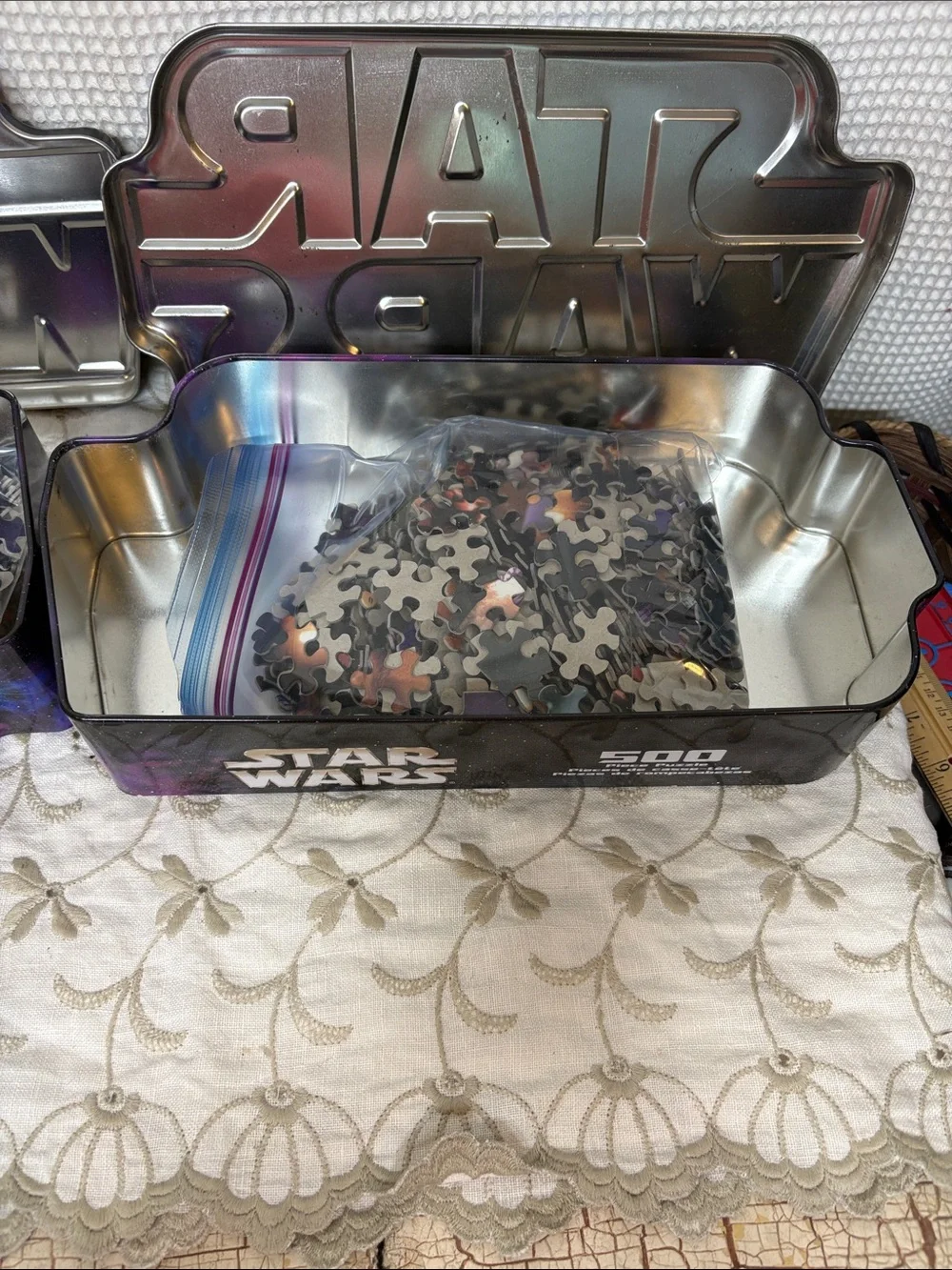 Star Wars 500 piece puzzle tins (2)